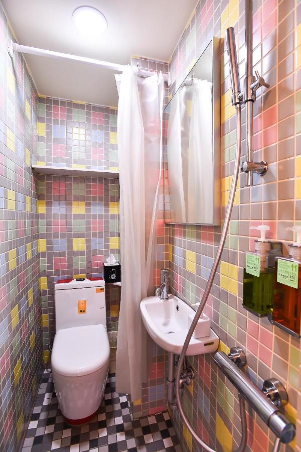 レインボー アイランド B&B 台南 エクステリア 写真
