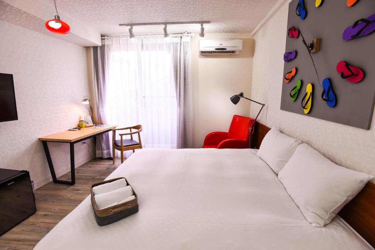 レインボー アイランド B&B 台南 エクステリア 写真