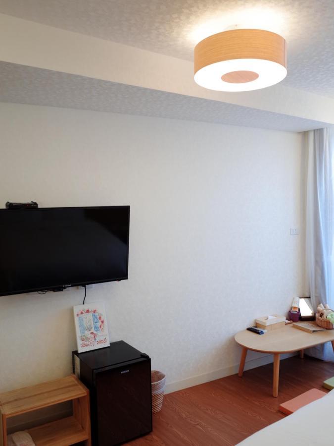 レインボー アイランド B&B 台南 エクステリア 写真
